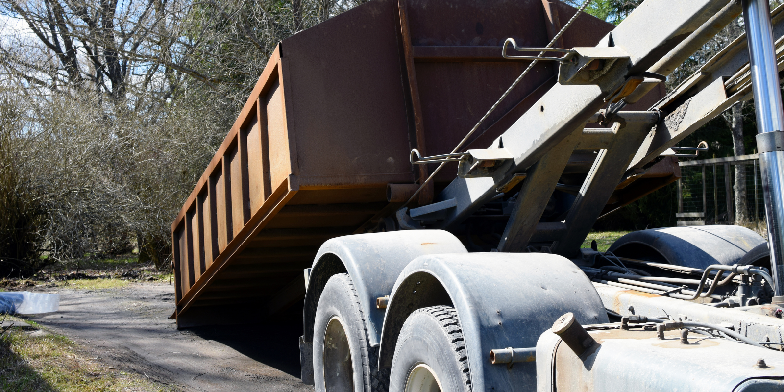 roll off truck driver