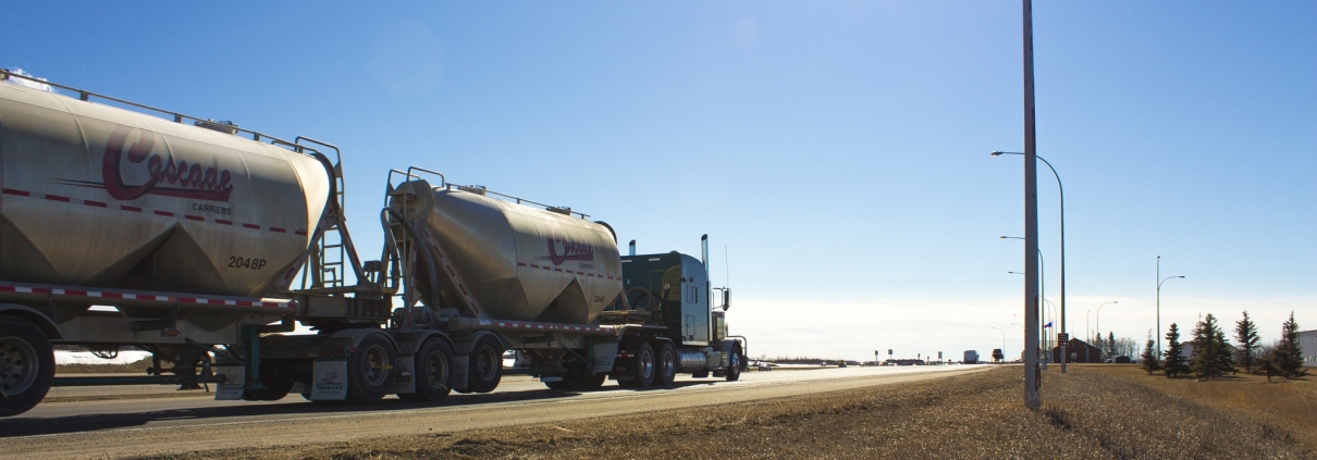 Dry Bulk Tanks: Everything to Know as a Truck Driver